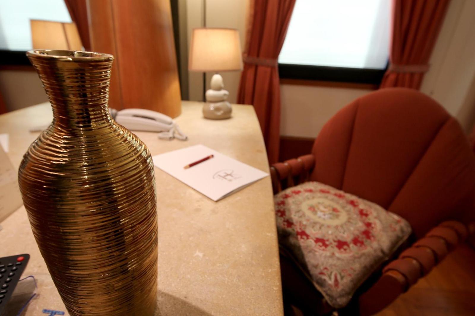 Hr Hotel Monfalcone Eksteriør bilde