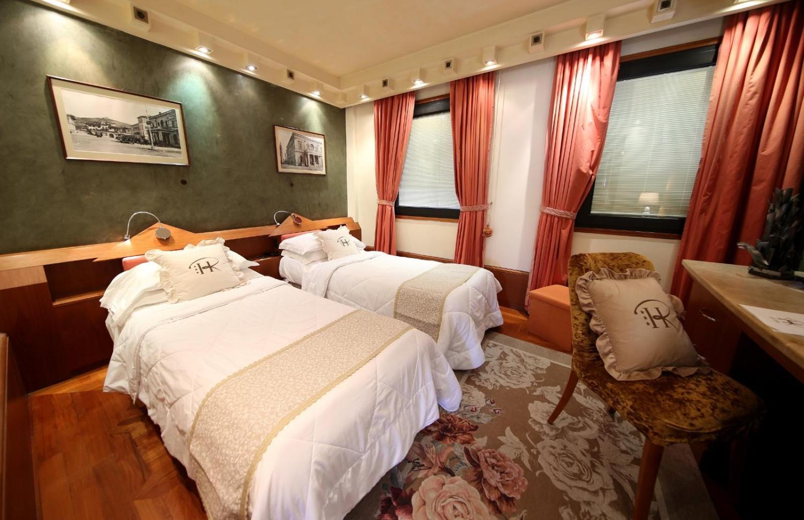 Hr Hotel Monfalcone Eksteriør bilde